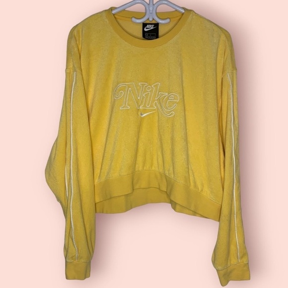 Nike Women’s Retro Femme French Terry Cropped Crew Sweatshirt, Size L - Picture 2 of 7